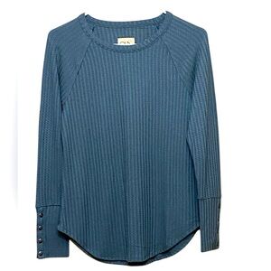 NWT Chaser dark teal thermal long sleeved thermal top. cuffs with button Size S